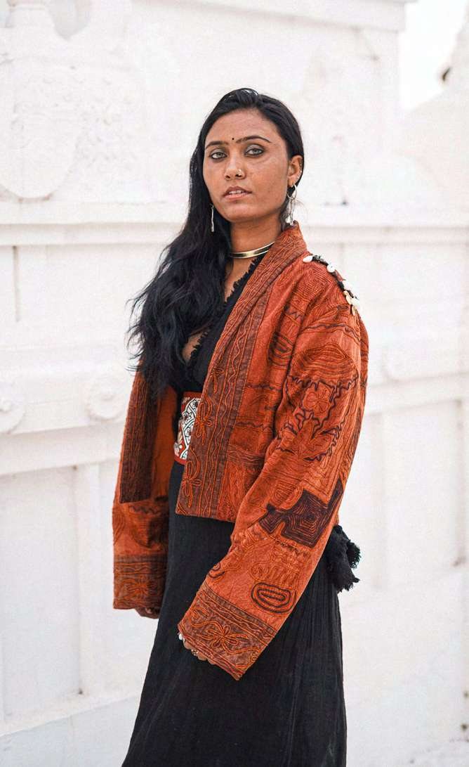 Coat 02, rust stonewashed quilt coat, side view